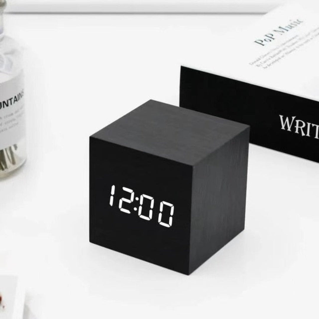 Advanced LED Alarm Clock with Smart Display for Nightstands